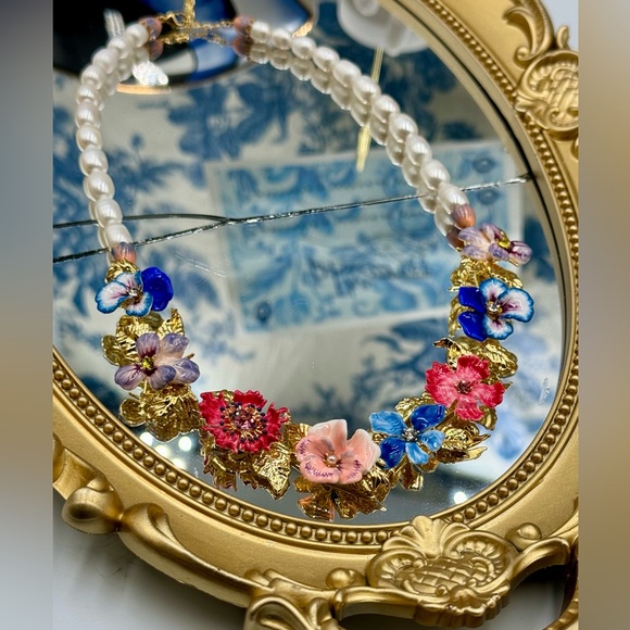 🆕 LES NEREIDES 🧿 NIB Mille Pensees Necklace, Mille Pensees Flowers and Pearl - Picture 6 of 16